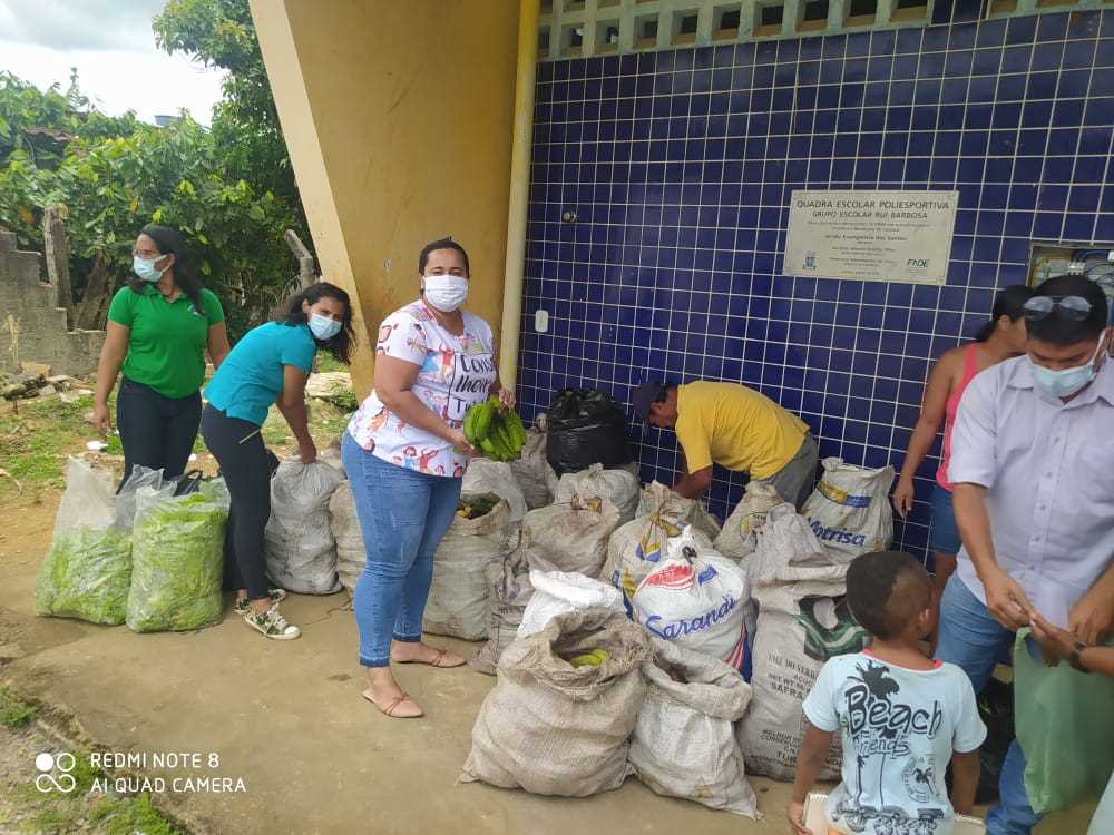 Camacã: Famílias carentes de Leoventura e Jacareci são comtempladas com alimentos do PAA e CONAB